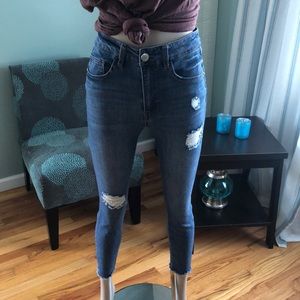 Charlotte Russe Refuge Hi-Rise Skinny Jeans! 4!!